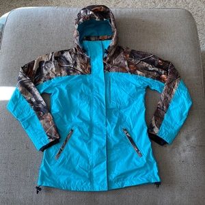 Legendary Whitetails Camo Splash Rain Jacket size Medium